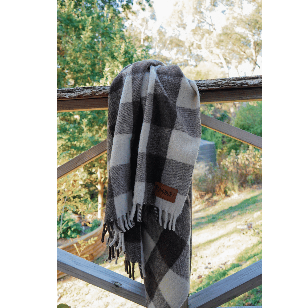Scottish Wool Throw in 'Cookies & Cream'